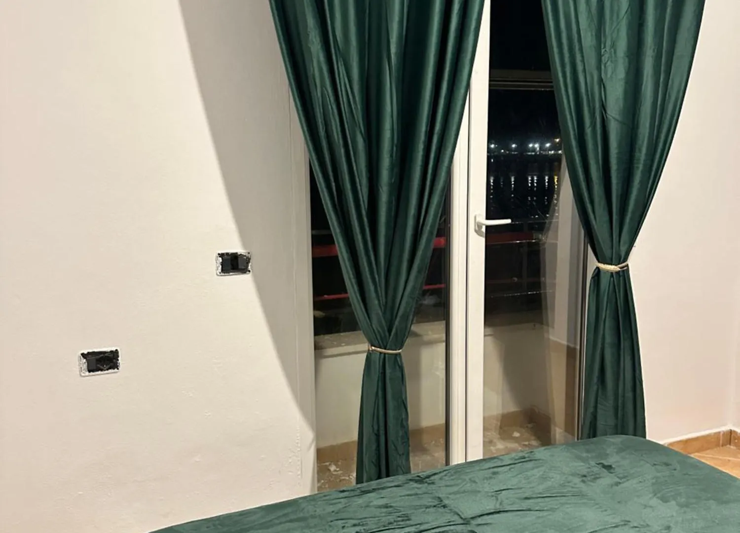Beach Front Superior Apartment Green Forest Durrës Albânia