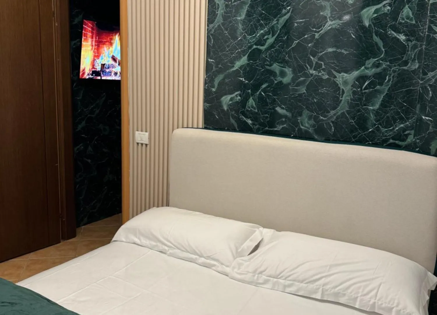 Beach Front Superior Apartment Green Forest Durrës Albânia